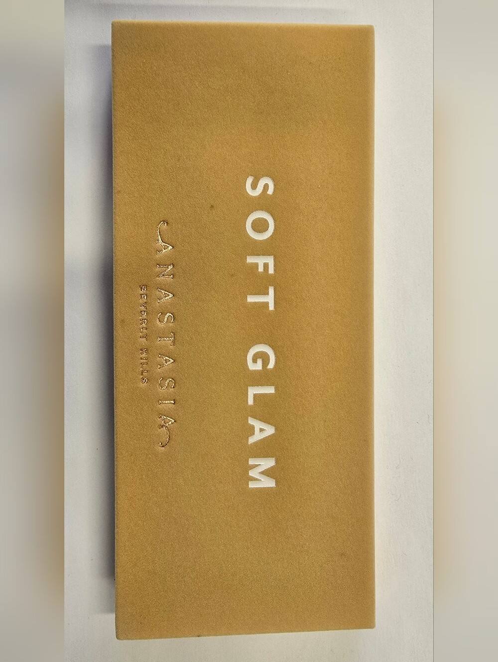 NIB ABH Soft Glam Pallette